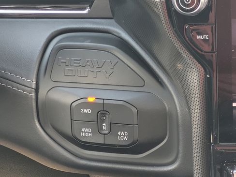 New 2025 RAM 3500 Limited image 17