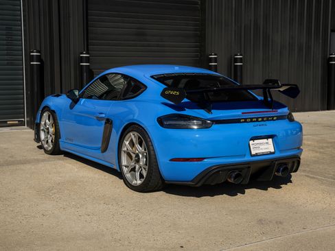 Certified 2023 Porsche 718 Cayman GT4 RS image 3