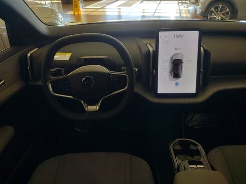 New 2025 Volvo EX30 Plus w/ Protection Package Premier image 15