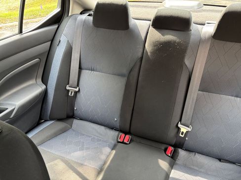 Used 2025 Nissan Versa SV image 34