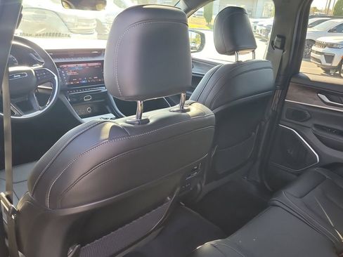 New 2026 Jeep Grand Cherokee L Limited RWD image 12