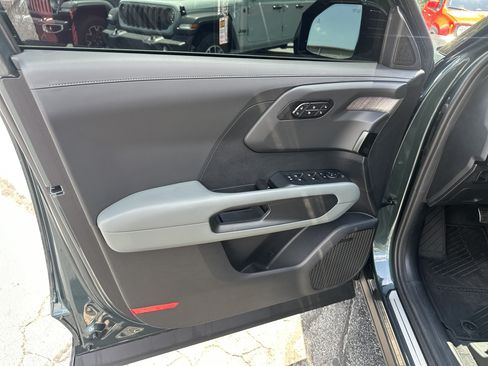 Used 2027 Kia Telluride X-Line SX Prestige w/ Towing Package AWD/4WD image 11