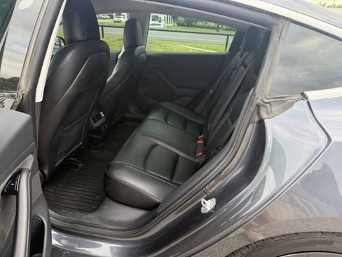 Used 2019 Tesla Model 3 Performance AWD/4WD image 5