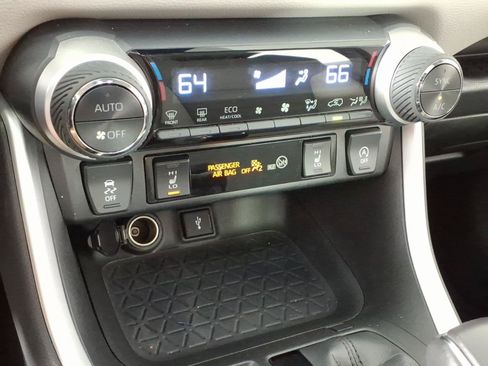 Used 2021 Toyota RAV4 XLE Premium FWD image 24