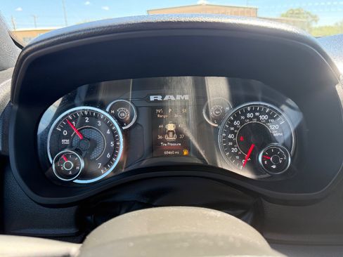 Used 2022 RAM 1500 Tradesman AWD/4WD image 17