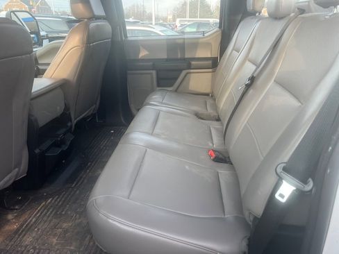 Used 2020 Ford F250 XL w/ Power Equipment Group image 19