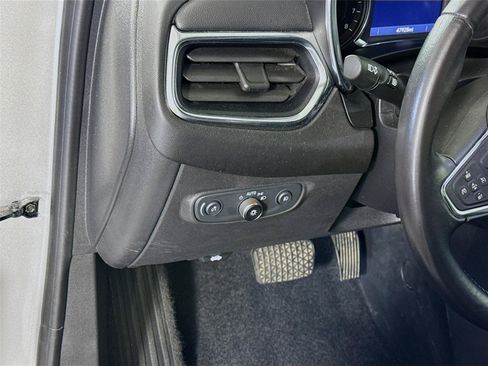 Used 2021 Chevrolet Equinox LT FWD image 4