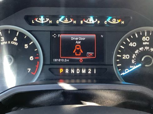 Used 2015 Ford F150 XLT w/ Equipment Group 302A Luxury image 10