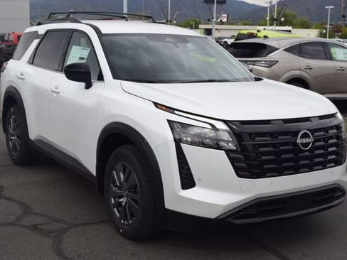 New 2026 Nissan Pathfinder SV AWD/4WD image 9