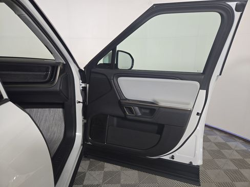 Used 2024 Rivian R1S Adventure AWD/4WD image 18