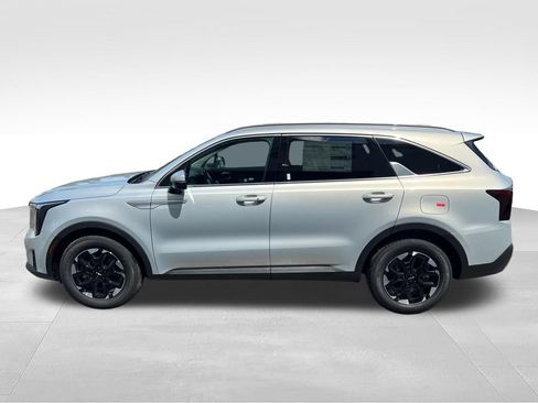 New 2026 Kia Sorento S w/ S Panoramic Sunroof Package FWD image 2