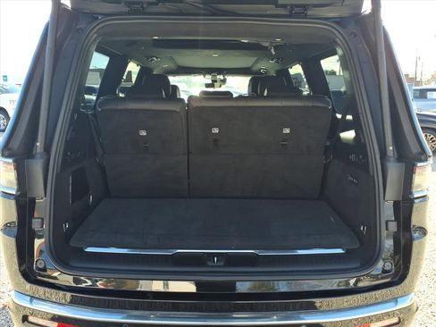 Used 2022 Jeep Grand Wagoneer Series II image 7