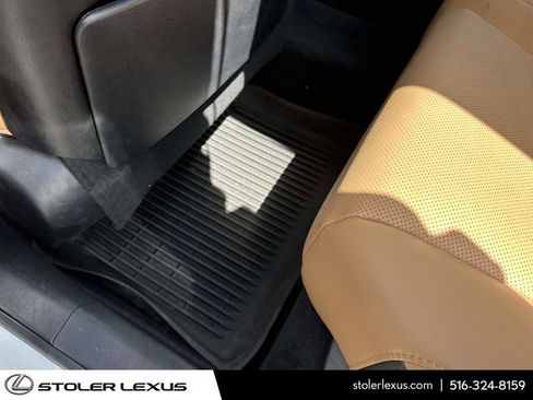 Used 2023 Lexus ES 350 w/ Premium Package FWD image 22