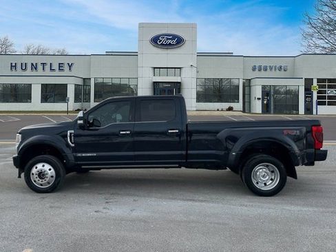 Used 2022 Ford F450 Platinum w/ FX4 Off-Road Package image 7