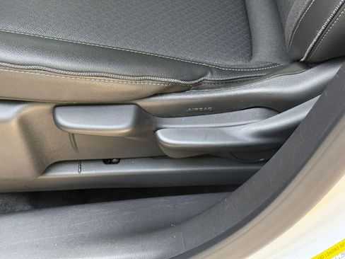 Used 2025 Buick Encore GX Preferred FWD image 22