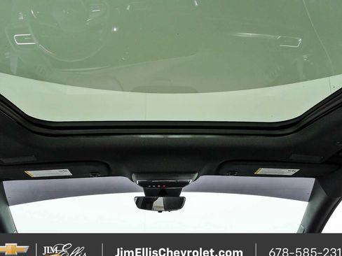 Certified 2024 Chevrolet Traverse RS FWD image 19