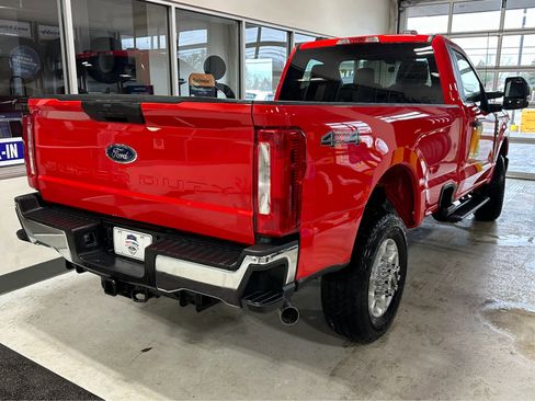 New 2025 Ford F350 XLT image 9