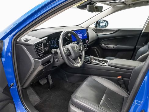 Used 2025 Lexus NX 450h+ AWD w/ Luxury Package image 18