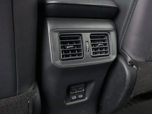Used 2022 Toyota RAV4 XLE w/ Convenience Package AWD/4WD image 25