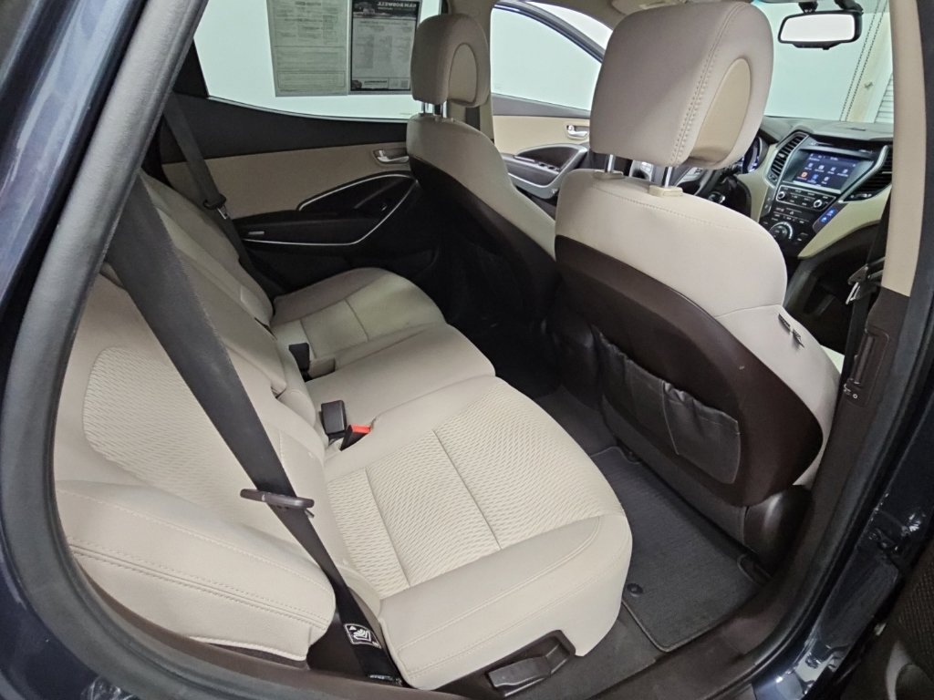 Used 2017 Hyundai Santa Fe Sport FWD image 33