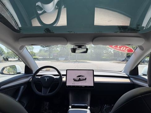 Used 2023 Tesla Model 3 Standard Range RWD image 35