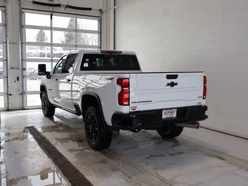 New 2026 Chevrolet Silverado 3500 LTZ w/ LTZ Plus Package AWD/4WD image 8
