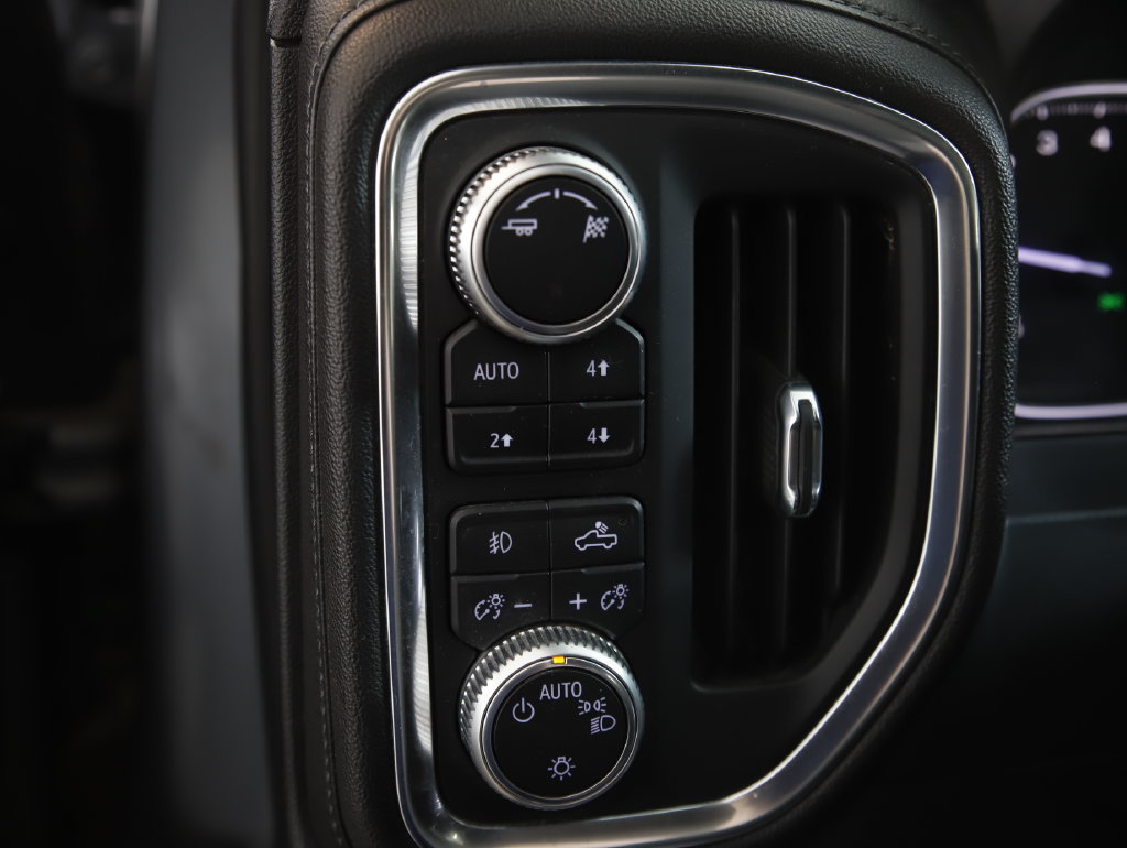 Used 2019 GMC Sierra 1500 Elevation w/ X31 Off-Road Package AWD/4WD image 13