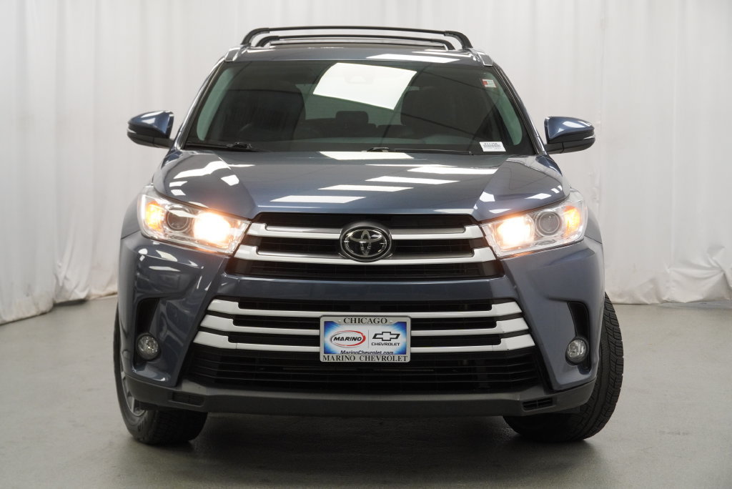 Used 2019 Toyota Highlander XLE AWD/4WD image 11