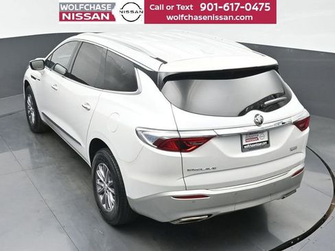 Used 2023 Buick Enclave Essence image 31