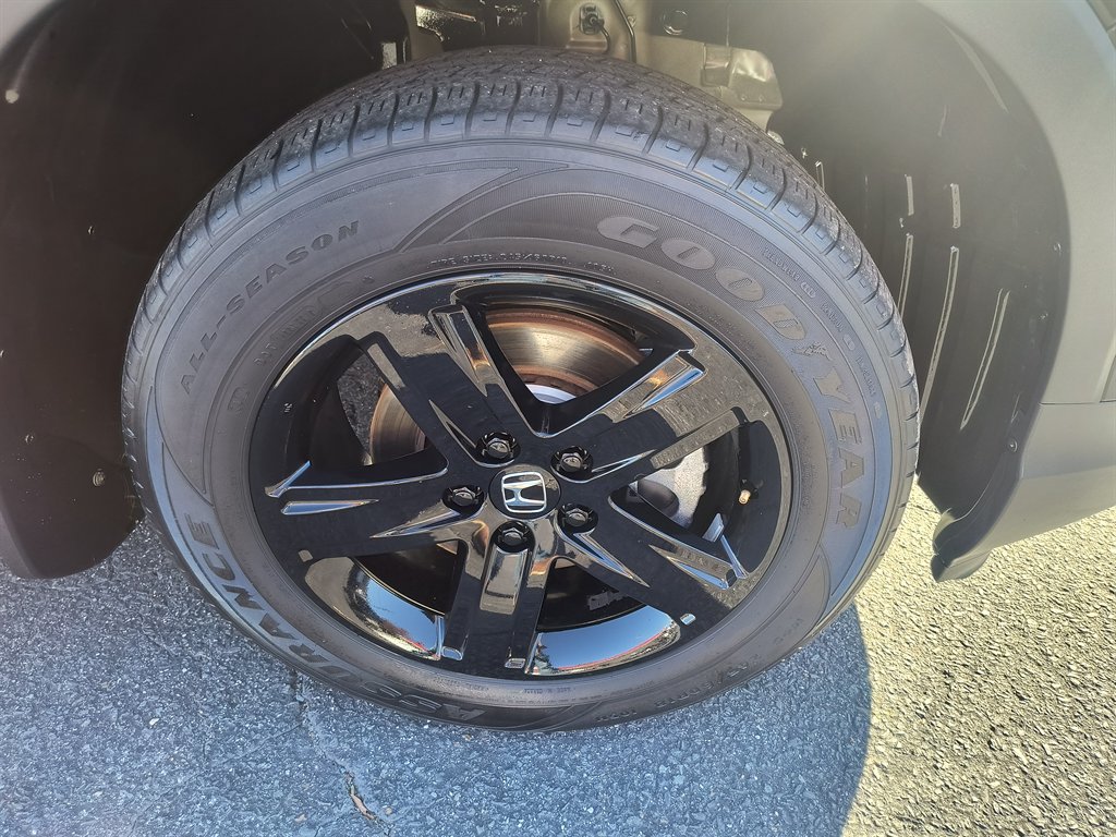 Used 2021 Honda Ridgeline Black Edition image 12