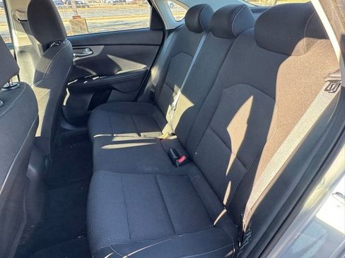 Used 2021 Kia Forte LXS image 19