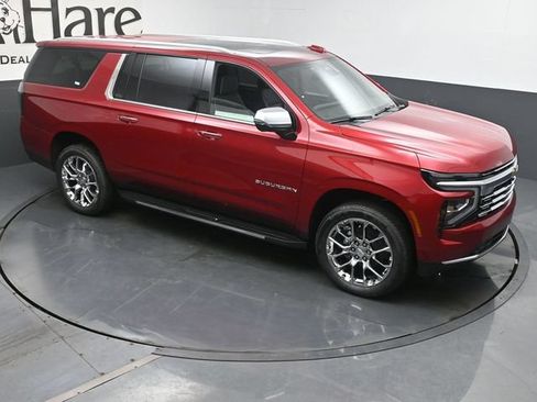 New 2026 Chevrolet Suburban Premier w/ Sun And Tow Package AWD/4WD image 27