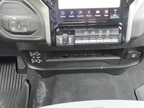 New 2026 RAM 3500 Tradesman image 15