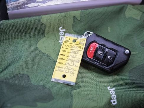 Used 2022 Jeep Wrangler Unlimited Sport AWD/4WD image 94