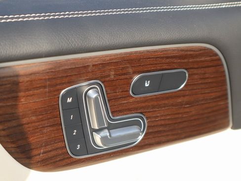 New 2026 Mercedes-Benz GLB 250 4MATIC image 27