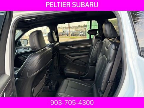 Used 2024 Jeep Grand Cherokee L Limited w/ Luxury Tech Group II image 14