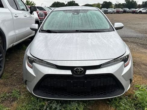 Used 2022 Toyota Corolla LE w/ Carpet Mat Package (TMS) image 3