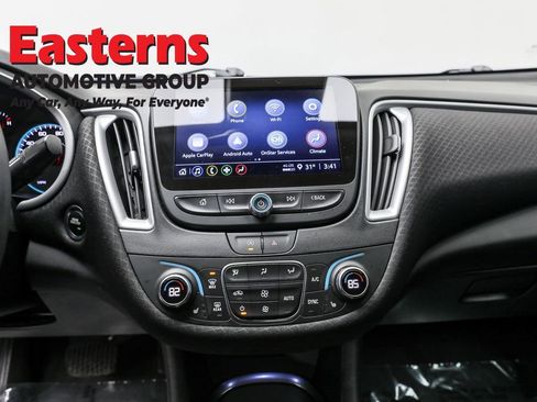 Used 2024 Chevrolet Malibu LT image 12