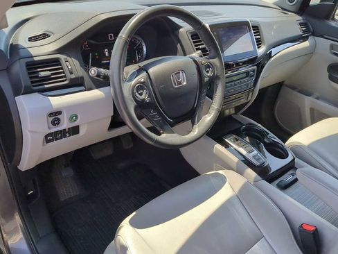 Used 2016 Honda Pilot Touring image 15