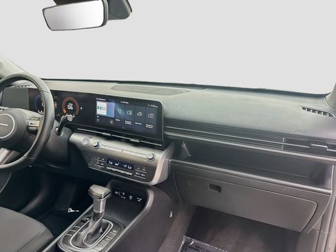 Used 2024 Hyundai Kona SEL FWD image 30