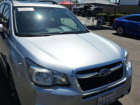 Used 2018 Subaru Forester 2.5i Premium AWD/4WD image 11
