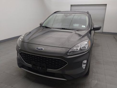 Used 2020 Ford Escape Titanium w/ Titanium Premium Package 2.0 image 15