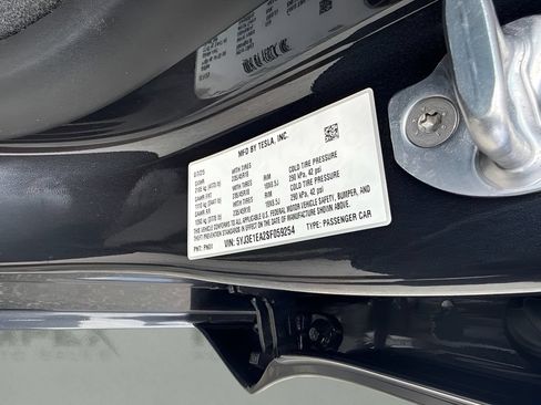Used 2025 Tesla Model 3 Long Range RWD image 26