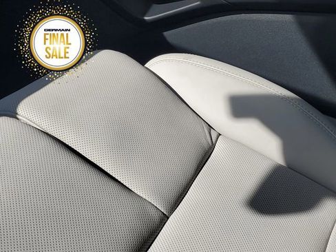 New 2025 Lincoln Navigator Reserve image 26