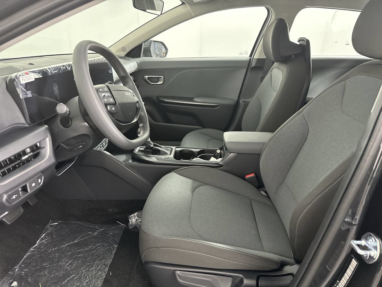 New 2027 Kia K4 FWD image 2