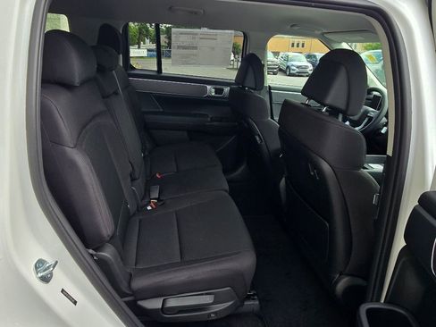 New 2026 Hyundai Santa Fe SE image 11