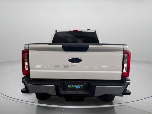 Used 2024 Ford F250 XLT image 4