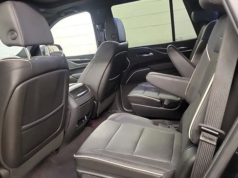 Used 2023 Cadillac Escalade Sport AWD/4WD image 8