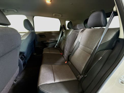 Used 2022 Nissan Rogue S image 25