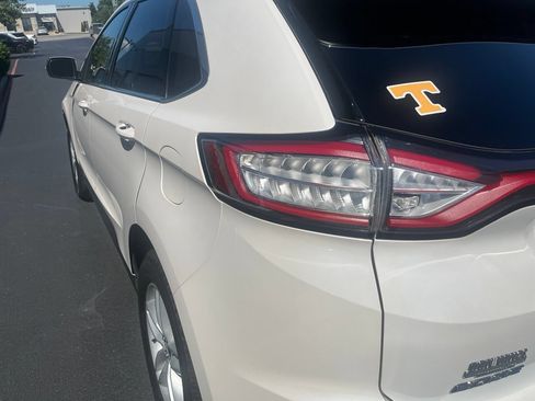 Used 2015 Ford Edge SEL w/ Equipment Group 201A AWD/4WD image 7